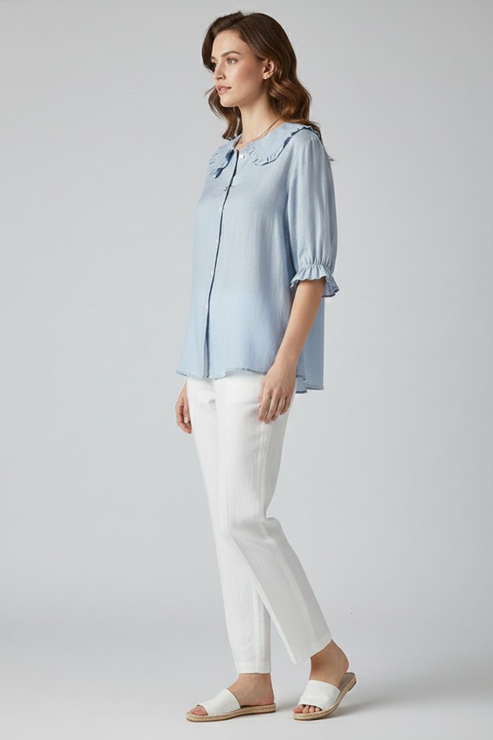 Anna - Camisa de mujer con cuello con volantes y botones.