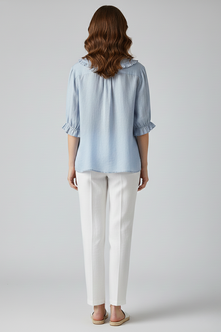 Anna - Camisa de mujer con cuello con volantes y botones.