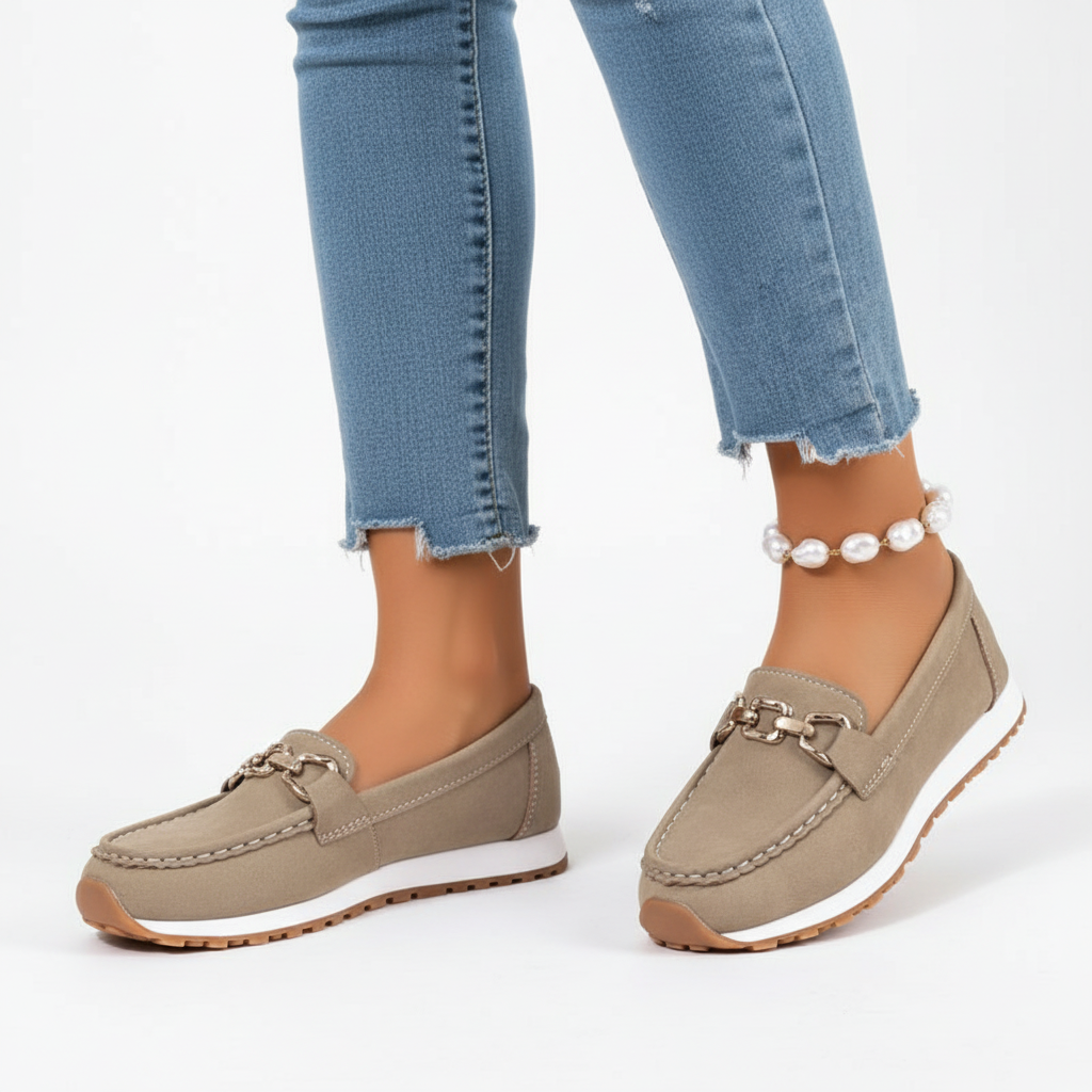 Emma | Mocasines de Mujer con Herrajes Dorados y Detalle de Costura | Casual