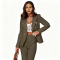 Emma | Traje de Dos Piezas de Mujer con Botones Dorados y Pantalón Ajustado | Elegante