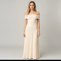 Emma | Vestido de Mujer para Invitada de Boda con Escote Descubierto y Falda Plisada | Elegante