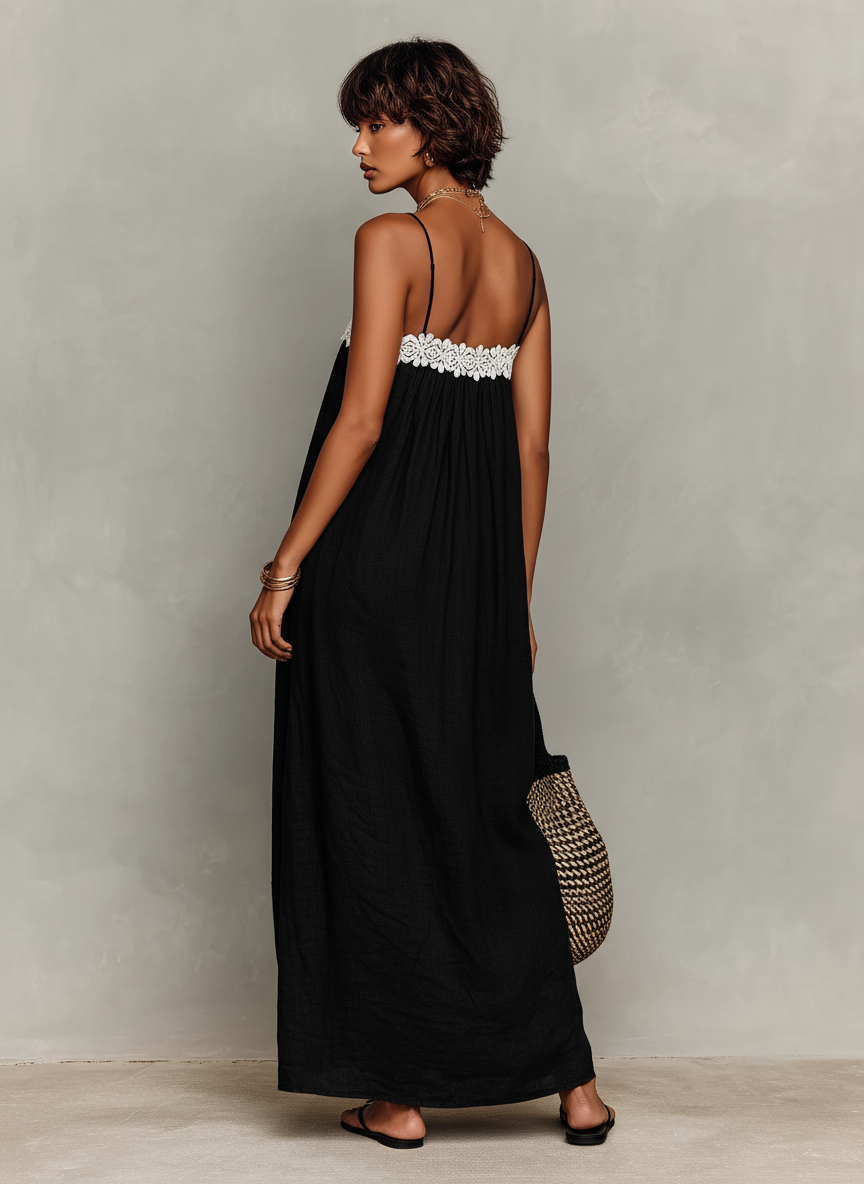 VestidoCaterina |  Maxi Minimalista para Mujer con Paneles de Encaje, Escote Palabra de Honor y Tirantes Finos