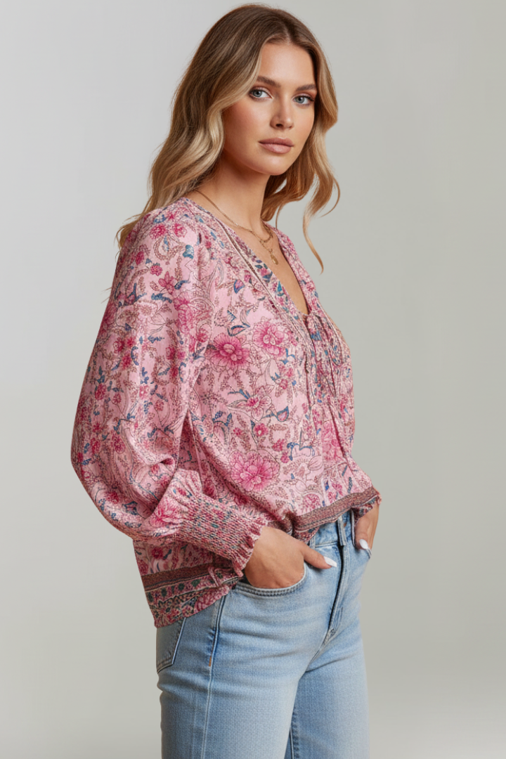 Estela - Blusa floral para mujer con escote en V y detalle de lazo.