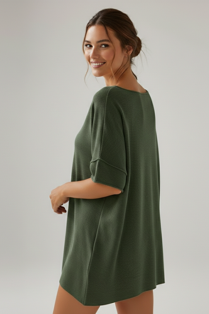 Teresa - Camiseta de mujer extragrande con cuello redondo y mangas cortas.