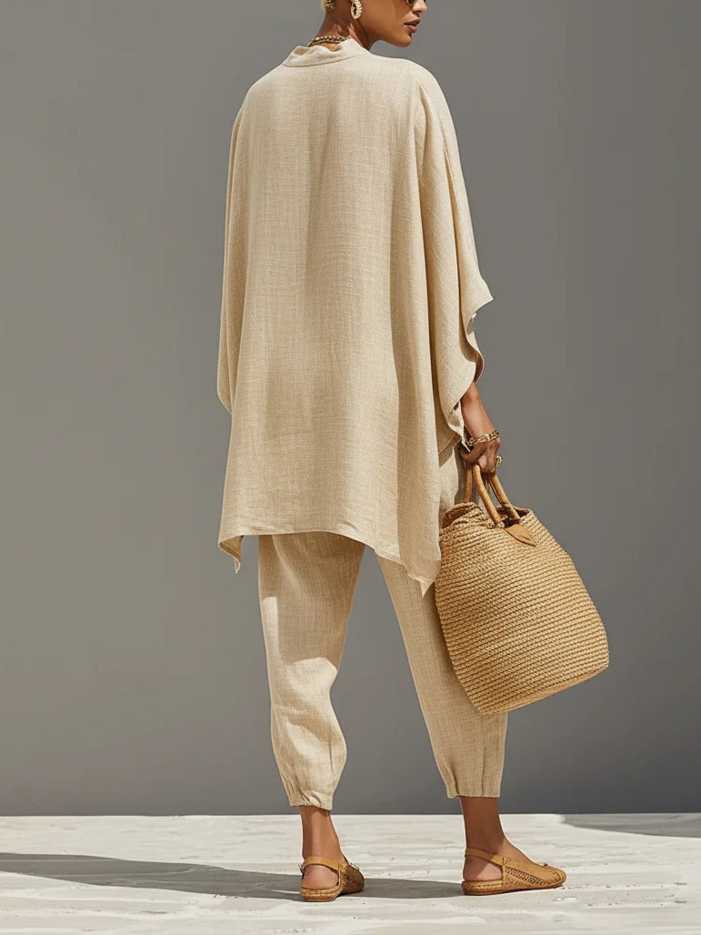 Clara | Conjunto Minimalista de Top con Bajo Asimétrico y Pantalón Jogger