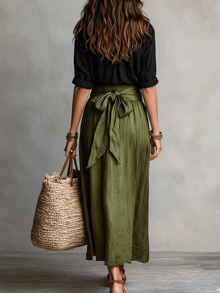 Vera | Conjunto de Dos Piezas con Top Negro y Falda Midi Verde Oliva