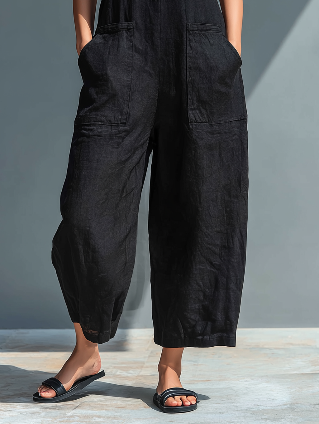 Estefania | Mono Minimalista para Mujer sin Mangas con Cuello Alto y Botones