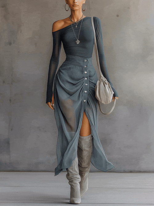 Carla - Vestido Maxi Azul de Punto Elástico y Gasa con Hombros Descubiertos y Bajo con Abertura