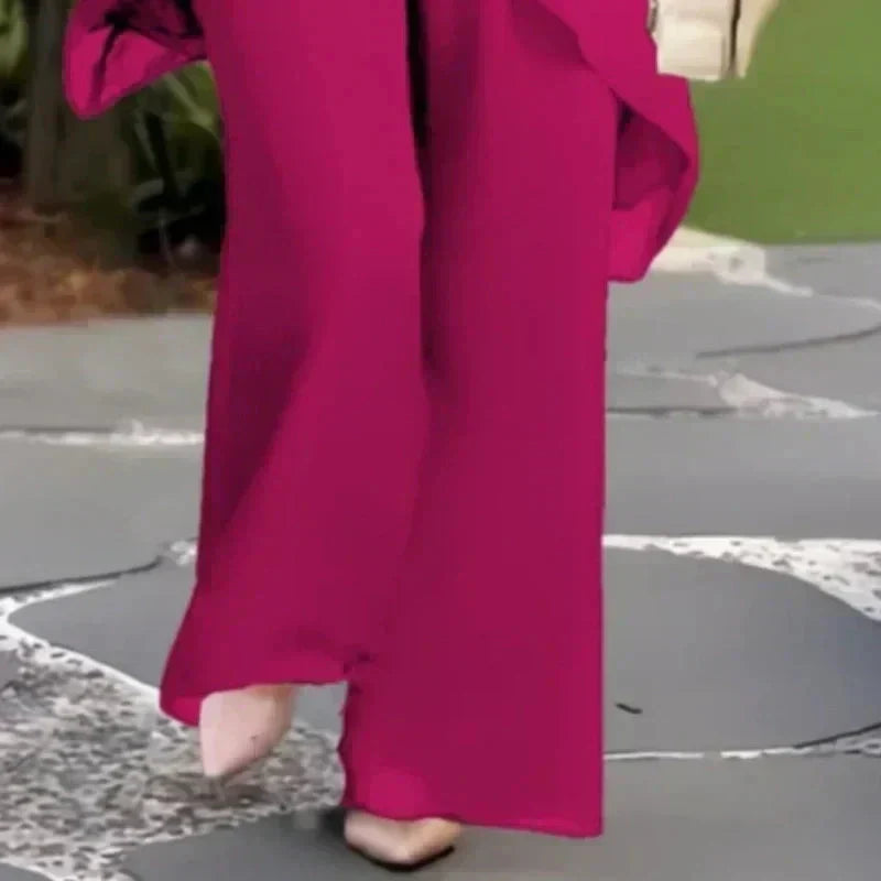 Encarna - Conjunto Top de Corte Irregular y Pantalones de Pierna Ancha.